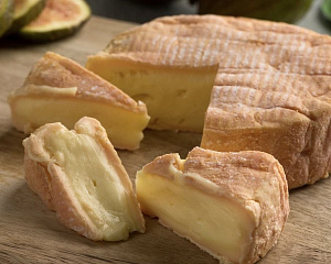 Красная Красная