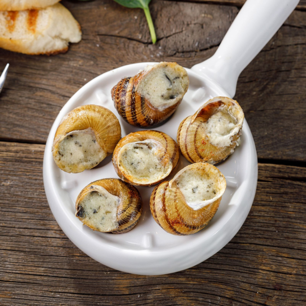 Улитки Эскарго сливочным муссом из сыра Gorgonzola и прованскими травами 36 шт.